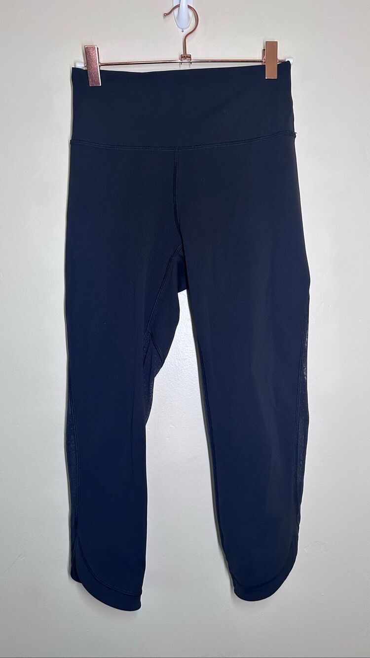 Lululemon Black Sheer Panel Cropped Leggings Size 6